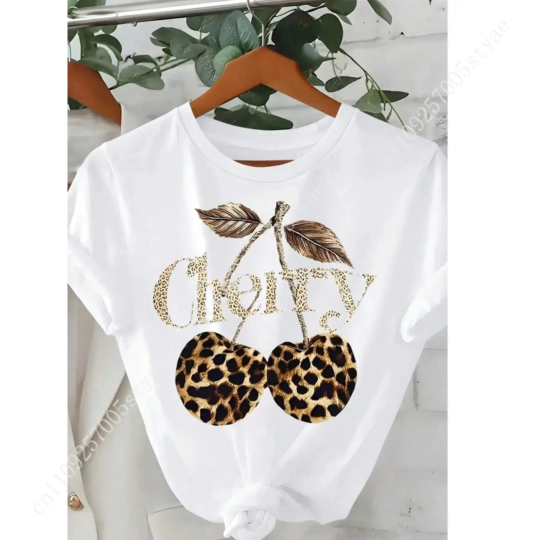 Women's Cherry & Leopard Print - Summer Quilt ulasan dan harga